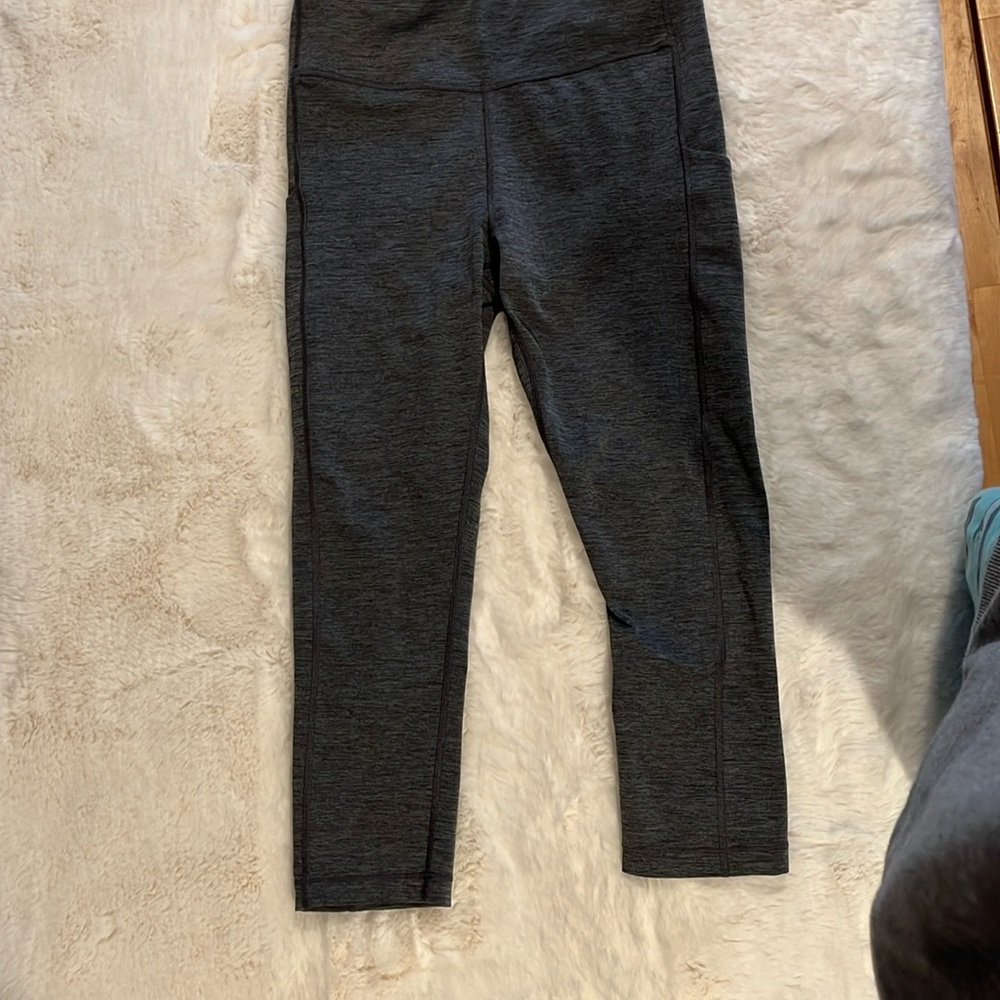 Athleta capri leggings size small